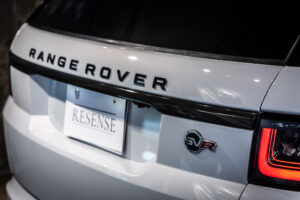 レンジローバースポーツ SVRカーボンED(5.0 575PS) 4WD