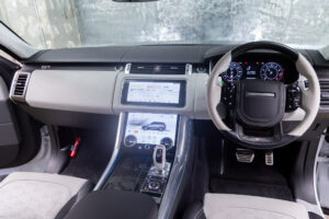 レンジローバースポーツ SVRカーボンED(5.0 575PS) 4WD