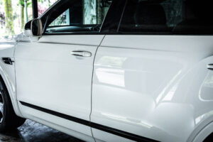 ベンテイガ V8 4WD Japan Limited Edition