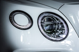 ベンテイガ V8 4WD Japan Limited Edition