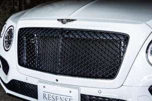 ベンテイガ V8 4WD Japan Limited Edition