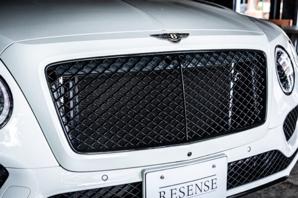 ベンテイガ V8 4WD Japan Limited Edition