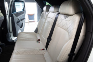 ベンテイガ V8 4WD Japan Limited Edition