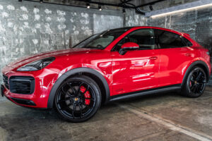 カイエンクーペ GTS Tip-S 4WD