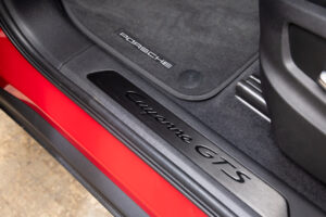 カイエンクーペ GTS Tip-S 4WD