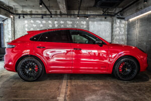 カイエンクーペ GTS Tip-S リアセンターシート 4WD