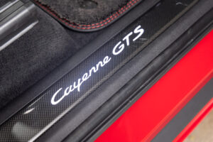 カイエンクーペ GTS Tip-S リアセンターシート 4WD