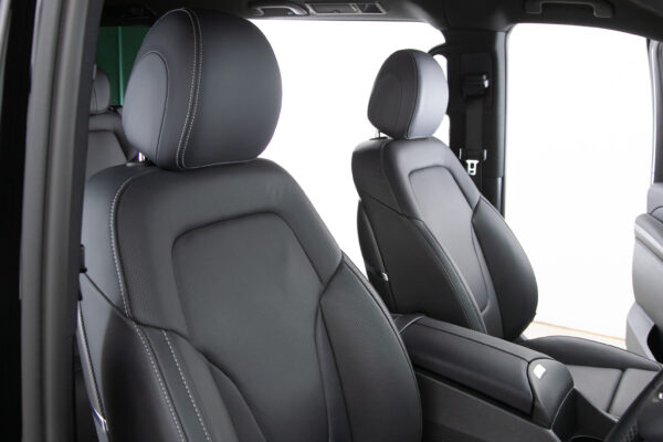 V220d アバンギャルド EXロング ブラックスイート ディーゼル ターボ