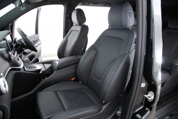 V220d アバンギャルド EXロング ブラックスイート ディーゼル ターボ