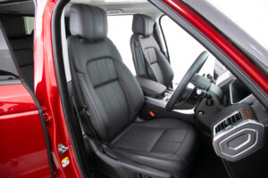 レンジローバースポーツ HSE (ディーゼル 300PS) 4WD