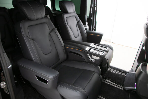 V220d アバンギャルド EXロング ブラックスイート ディーゼル ターボ