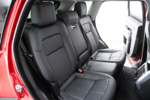 レンジローバースポーツ HSE (ディーゼル 300PS) 4WD