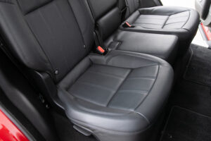レンジローバースポーツ HSE (ディーゼル 300PS) 4WD