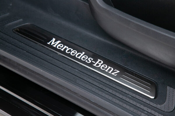 V220d アバンギャルド EXロング ブラックスイート ディーゼル ターボ