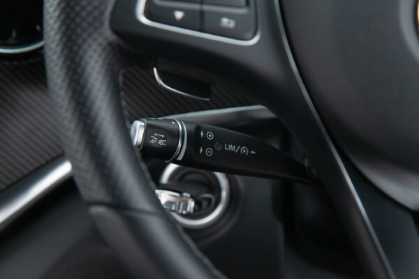 V220d アバンギャルド EXロング ブラックスイート ディーゼル ターボ