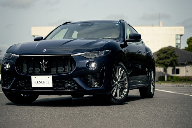 マセラティ・レヴァンテ・ディーゼル・グランスポーツ（4WD/8AT）お忍び用マセ