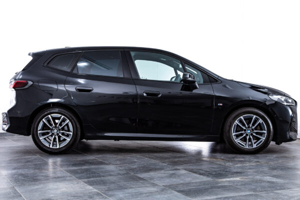 218d アクティブツアラー Mスポーツ DCT