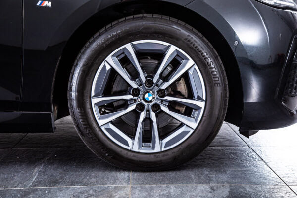 218d アクティブツアラー Mスポーツ DCT