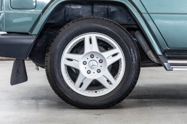 ゲレンデヴァーゲン 300GE ロング 4WD