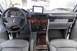 ゲレンデヴァーゲン 300GE ロング 4WD