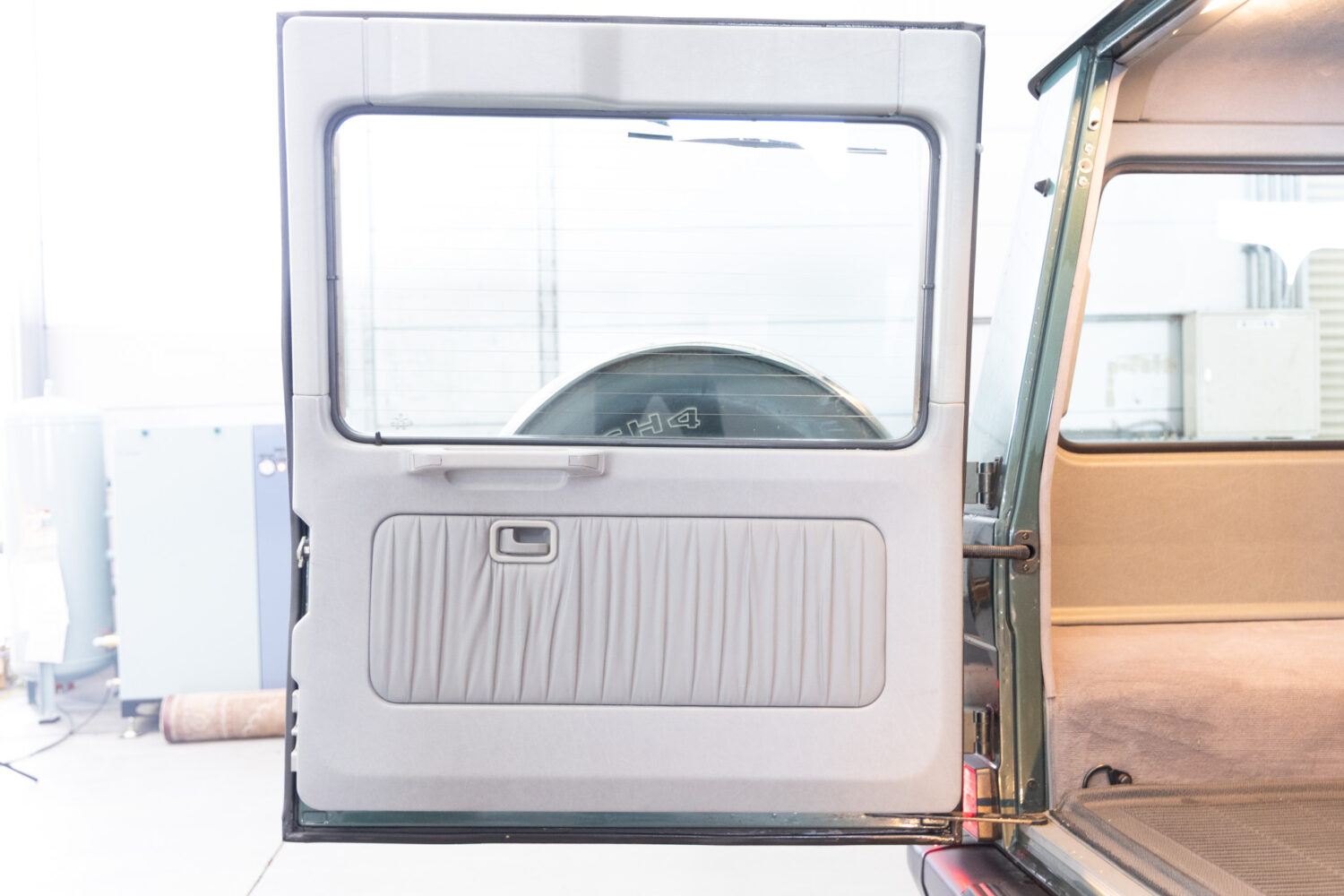 ゲレンデヴァーゲン 300GE ロング 4WD