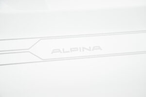 XD4 アルラット 4WD