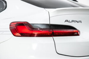 XD4 アルラット 4WD