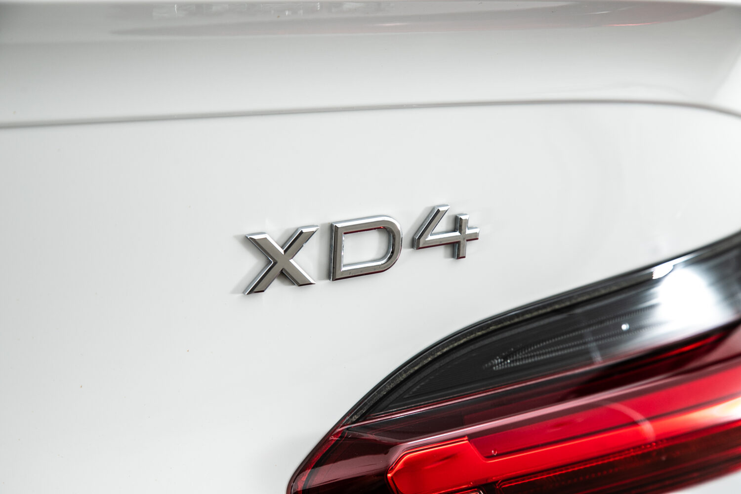 XD4 アルラット 4WD
