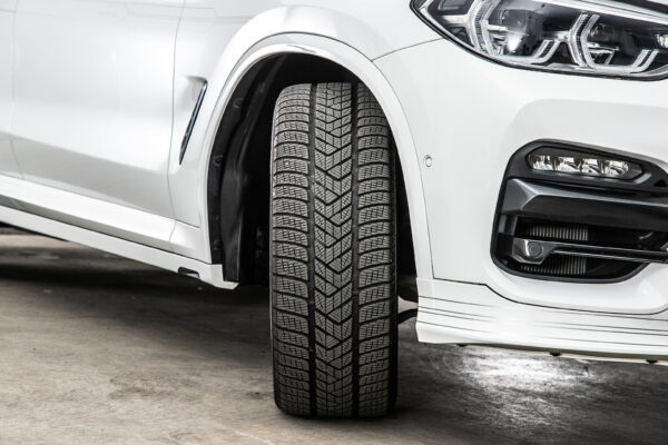 XD4 アルラット 4WD