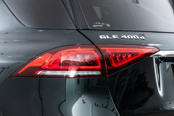 GLE400d 4マチック スポーツ 4WD