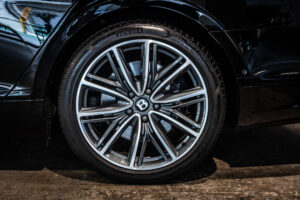 フライングスパー 6.0 4WD