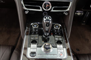 フライングスパー 6.0 4WD