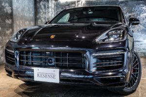 カイエンクーペ GTS Tip-S Rセンターシート 4WD