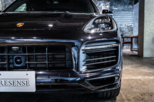 カイエンクーペ GTS Tip-S Rセンターシート 4WD