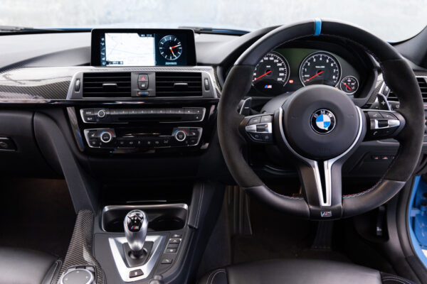 M3セダン M DCT ドライブロジック