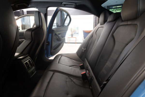 M3セダン M DCT ドライブロジック