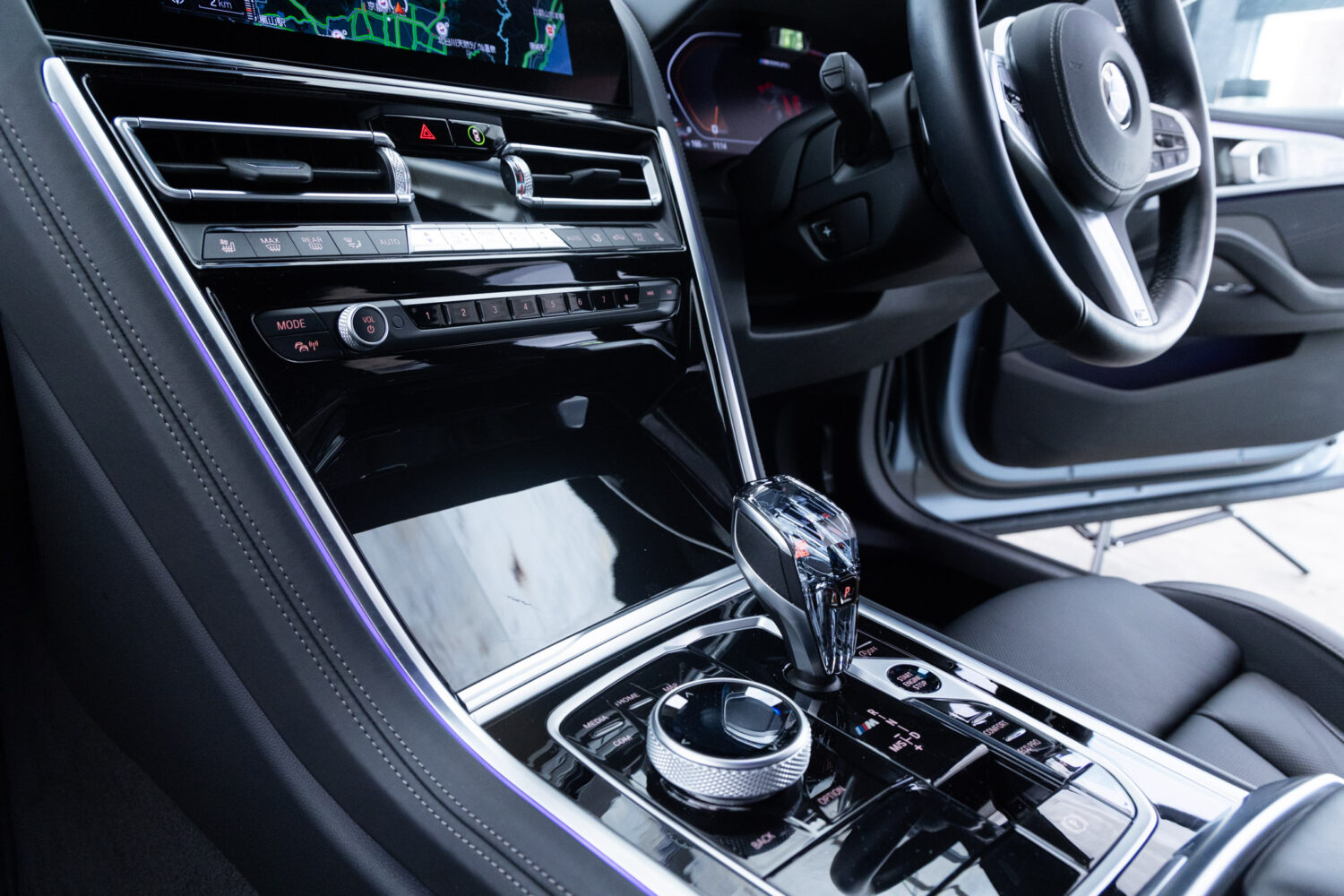 8シリーズ M850i グランクーペ Xドライブ 4WD