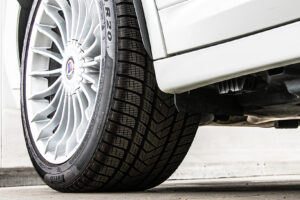 XD4 アルラット 4WD