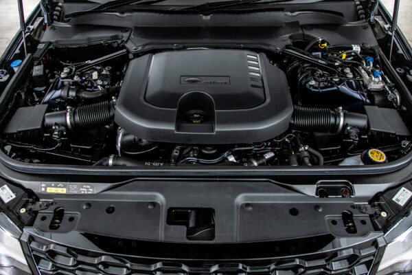ディスカバリー R-Dynamic HSE D300 4WD