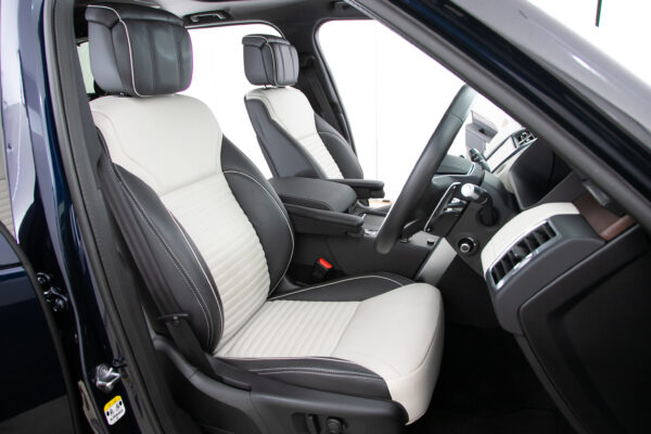 ディスカバリー R-Dynamic HSE D300 4WD