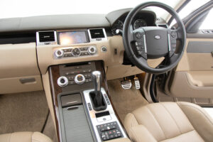 レンジローバー スポーツ 5.0 V8 スーパーチャージド 4WD