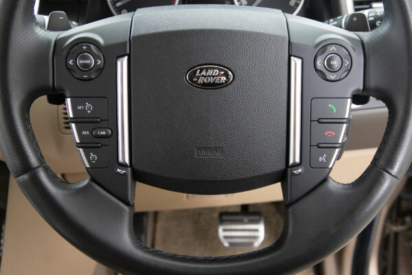 レンジローバー スポーツ 5.0 V8 スーパーチャージド 4WD