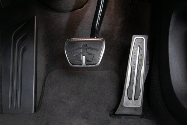 8シリーズ M850i グランクーペ Xドライブ 4WD