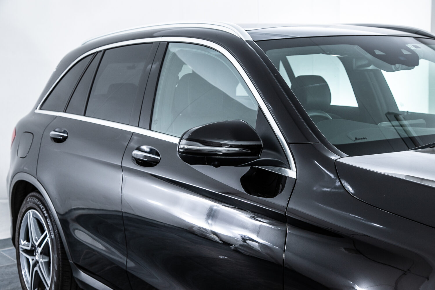 GLC220d 4マチックAMGライン