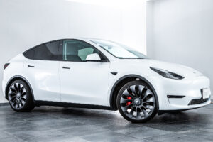 モデルY AWD パフォーマンス