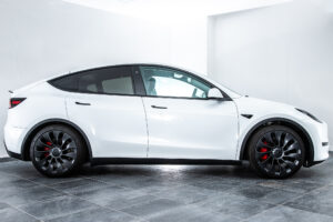 モデルY AWD パフォーマンス