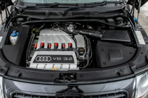 TT クーペ 3.2 クワトロ Sライン 4WD