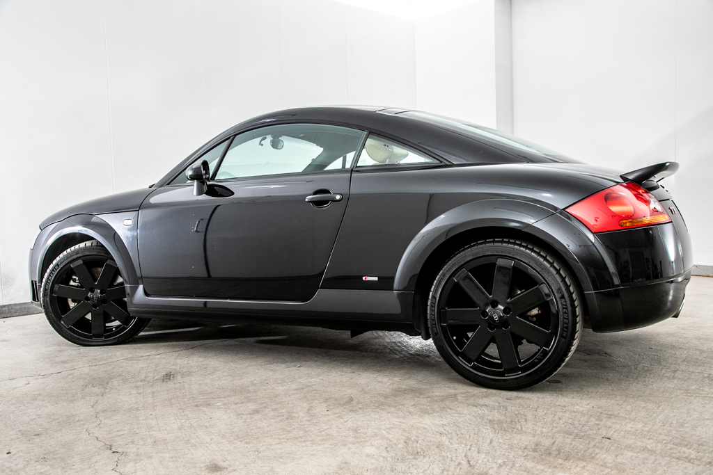 TT クーペ 3.2 クワトロ Sライン 4WD