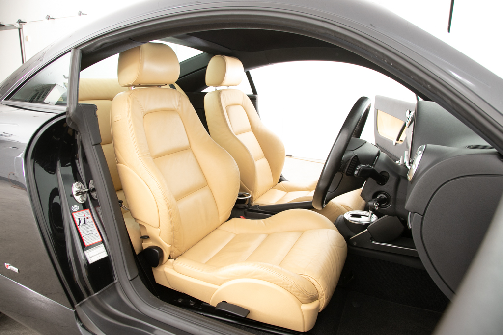 TT クーペ 3.2 クワトロ Sライン 4WD