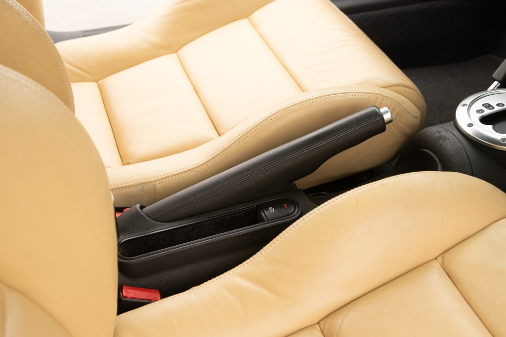 TT クーペ 3.2 クワトロ Sライン 4WD